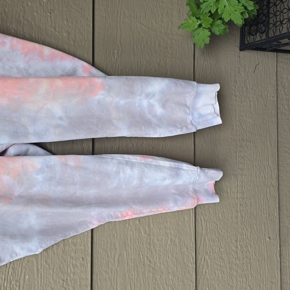 Torrid Everyday Fleece Classic Fit Crop Active Jogger Terry Tie-Dye Coral 3x NWT - Picture 10 of 14